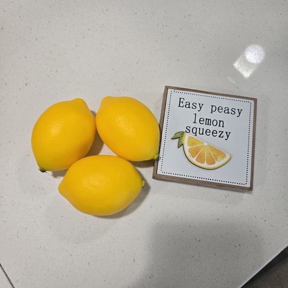 Lemon Decor - Picture 4 of 5